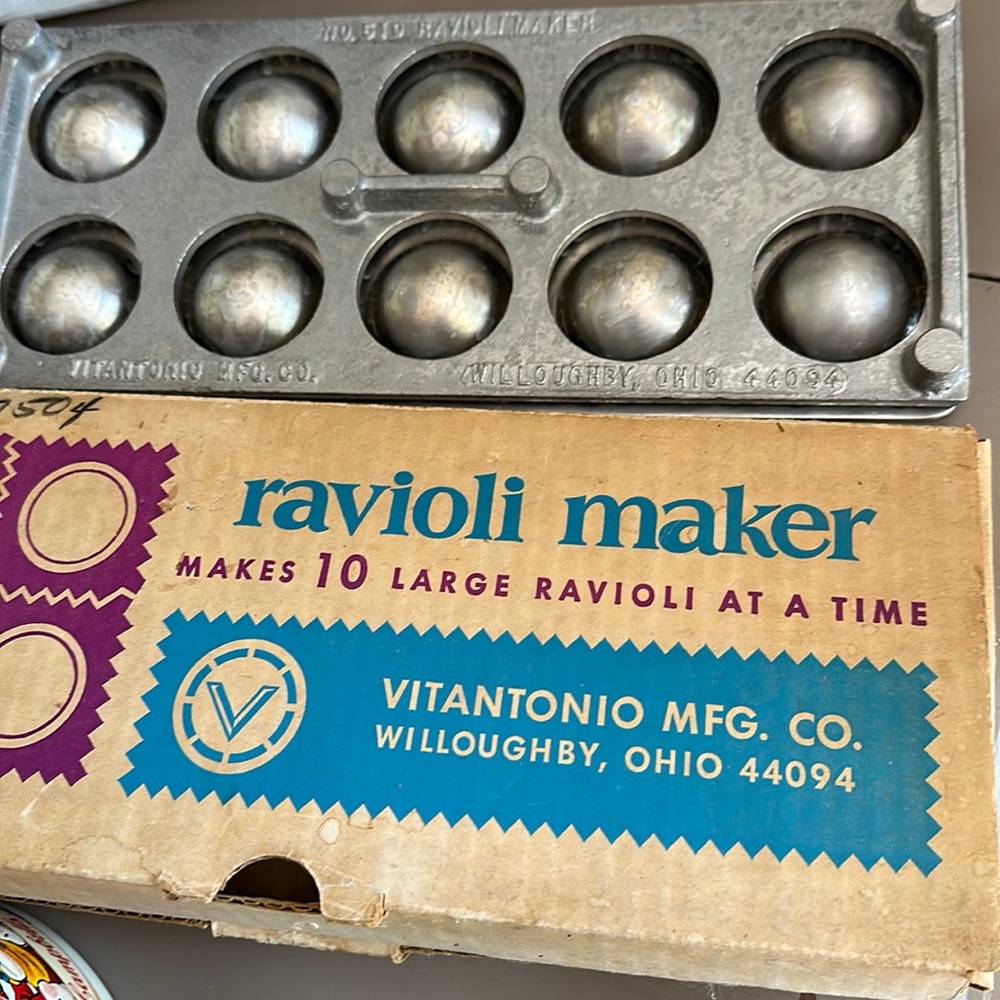Old fashioned Ravioli maker